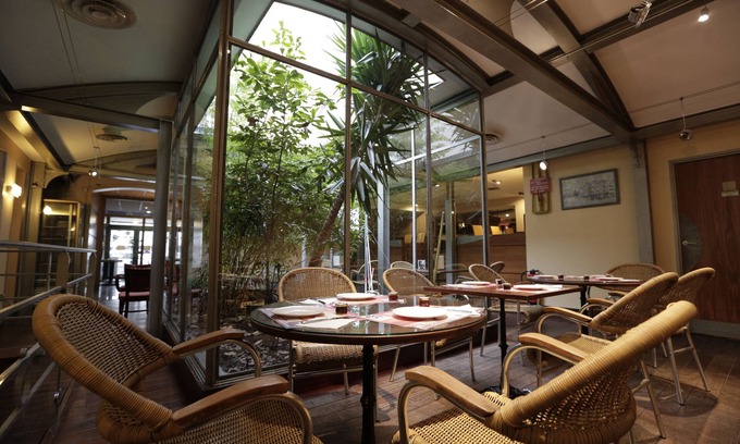 Maisons-Alfort Hotel | Hôtel Au Petit Caporal