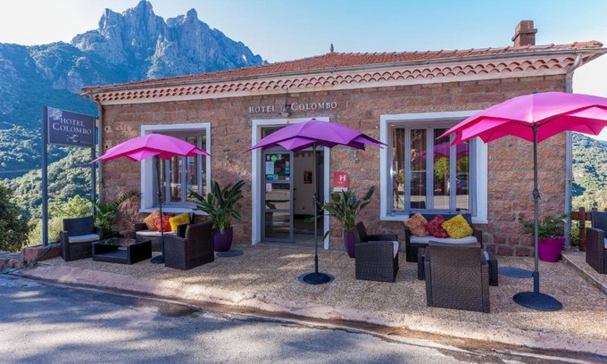 Porto Hotel | Hôtel Colombo- Porto Corse