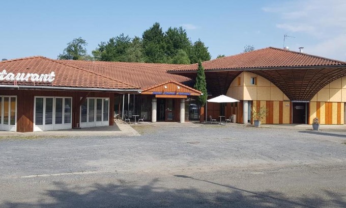 Semeac Hotel | Hôtel Eco Logis Espace Bellevue
