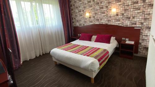 Morlaix Hotel | Hôtel Fontaine, Morlaix