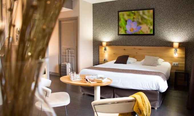 Beaulieu-sur-Dordogne Hotel | Hôtel Le Turenne