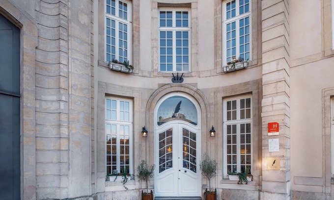 Saint Nicolas - Charles III - Ville vieille - Trois Maisons - Leopold Hotel | Hôtel Littéraire Stendhal et Spa