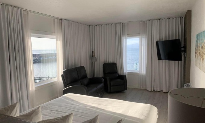 Sept-Iles Hotel | Hôtel Sept-Îles