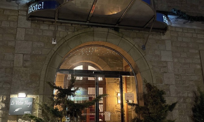 Pontorson Hotel | Hôtel Victor Hugo