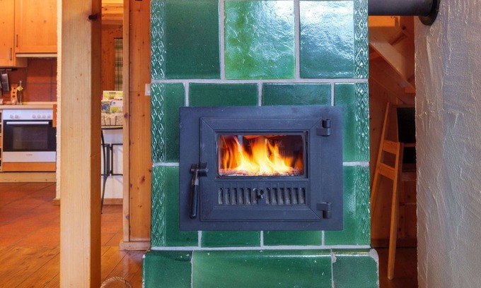 Ehlenbogen House | Hüttenchalet Waldschatz: Sauna Kamin Garten