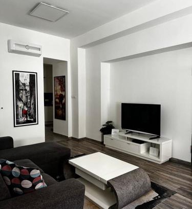Koszeg Apartment | Hősök Tornya Apartman