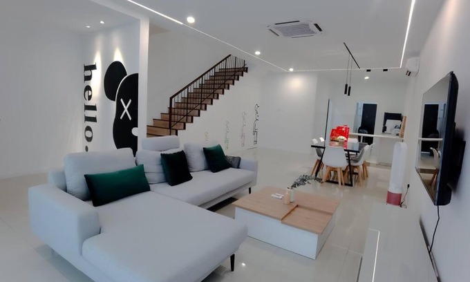 Shah Alam House | H+M Residence [5min]to Setia City Convention