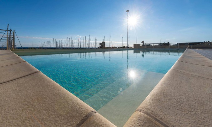 Santo Stefano al Mare Apartment | 𝐇𝟏𝟏 [Luxury 8A] - Porto - Swimming pool - Jacuzzi