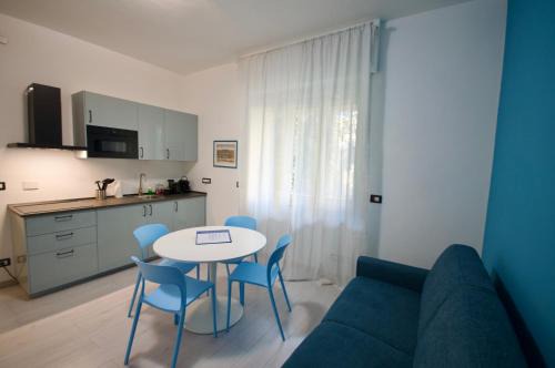 Pre Apartment | H2ome - Balbi in the city center near the station with parking