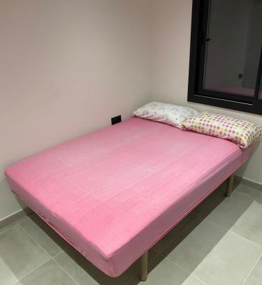 Barri Centre Apartment | Habitación Grande en Apartamento Compartido