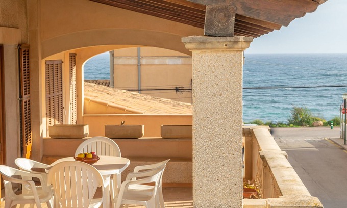 Sa Rapita House | HABITATGE ESCORBALL - House very close to the sea in idyllic area.