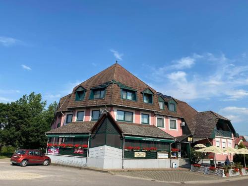 Tiszaorveny Hotel | Hableány Hotel