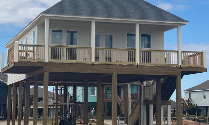 Hackberry House | Hackberry Getaway . 4 bedrooms, 2 baths, Sleeps 10, On The Water. NEW CONST.