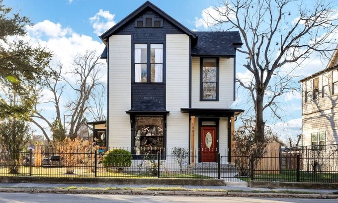 Eastside Promise Neighborhood House | Hackberry Historic Haven