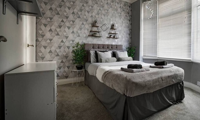 Middlesbrough House | Haddon House | Workstays UK