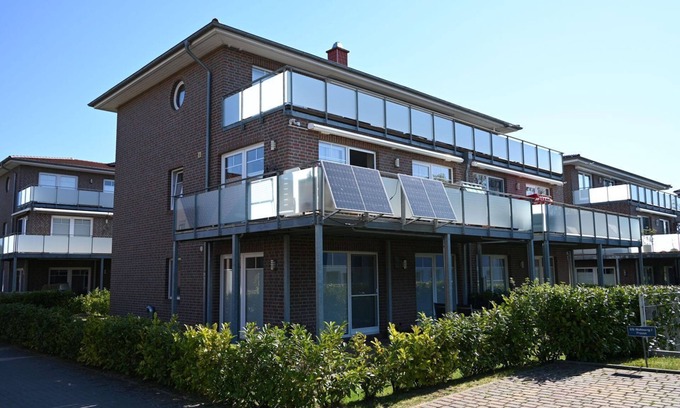 Lauterbach Apartment | Hafenresidenz Lauterbach FeWo 5-5 - Hafenresidenz Lauterbach vacation apartment 5-5