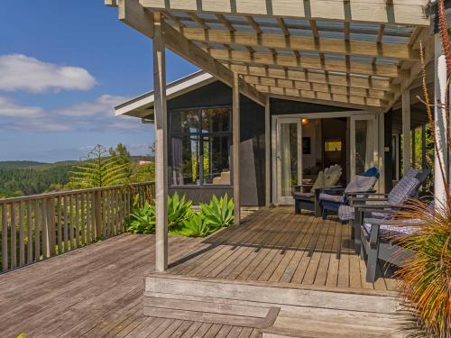 Hahei House | Hahei Hideaway - Hahei Holiday Home
