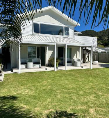 Hahei House | Hahei Pavillion Guest House