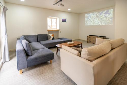 Echo Land House | Hakuba Echoland Cottage by JAMSZ ROYALE