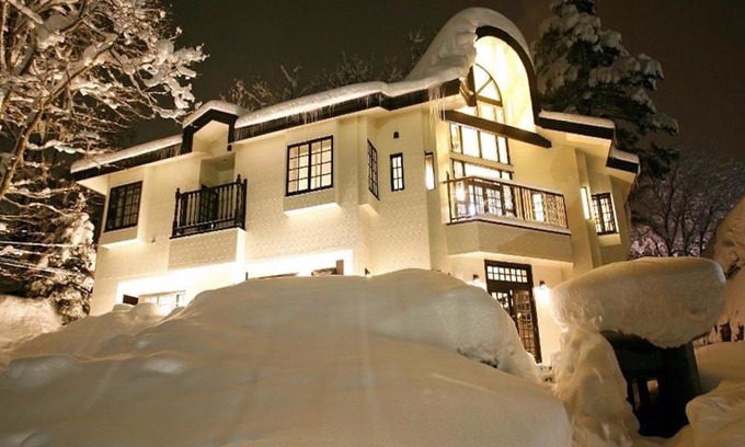 Iida Ski Chalet | Hakuba Mountain Lodge - Goryu
