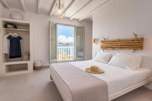 Plaka Apartment | Halara Studios
