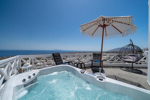 Vourvoulos House | Halari Junior Suite