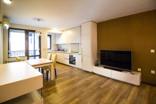 Old Town Apartment | Half Board St George Ski