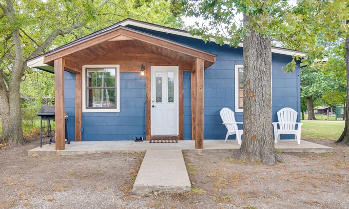 Disney House | Half-Mi to Marina: Pet-Friendly Disney Home