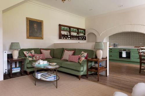 Morpeth House | Hall Cottage, Netherwitton