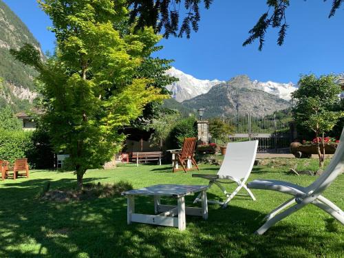Pallusieux Apartment | Hameau De Jadis