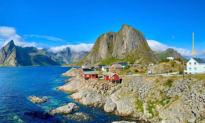Hamnøya House | Hamnøya Bridge Panorama