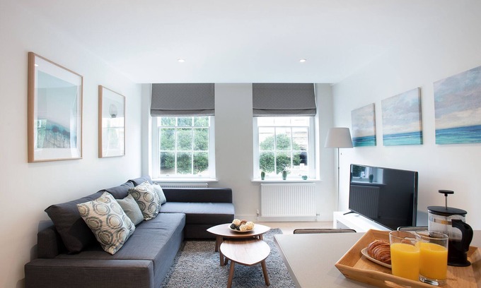 Windsor City Centre Apartment | Hampden Apartments - George