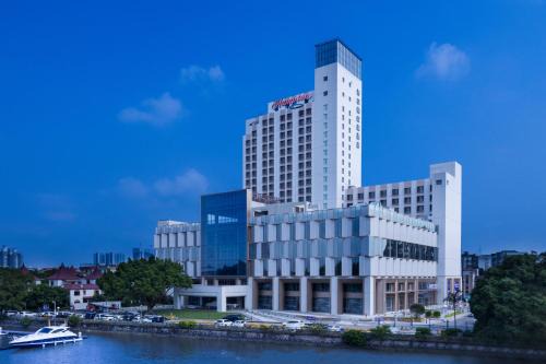 Panyu Hotel | Hampton by Hilton Guangzhou Luoxi