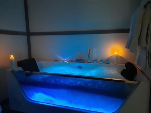 Saskatoon Apartment | Hampton Haven & Jacuzzi