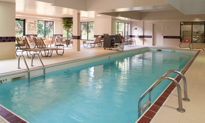 Kokomo Hotel | Hampton Inn and Suites Kokomo