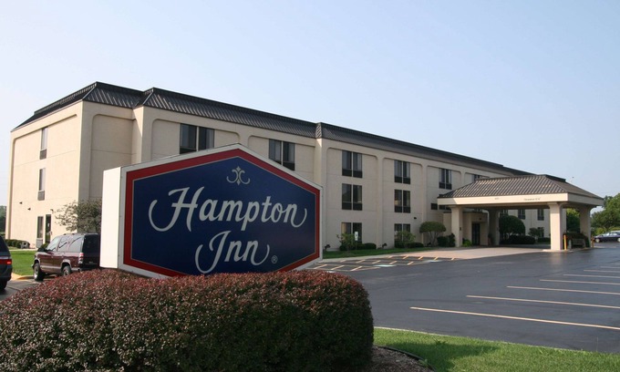 Elgin Hotel | Hampton Inn Chicago Elgin I 90
