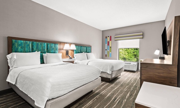 Elkton Hotel | Hampton Inn Elkton