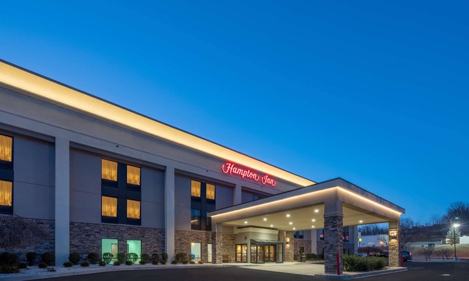 Eckhart Mines Hotel | Hampton Inn Frostburg