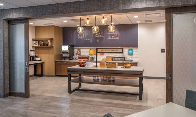 Hastings Hotel | Hampton Inn Hastings