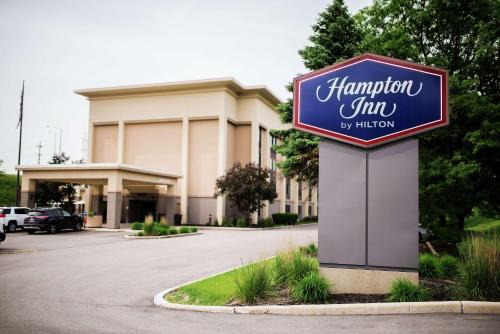 Colgate Hotel | Hampton Inn Milwaukee Northwest