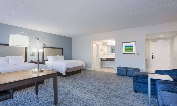 Mount Airy Hotel | Hampton Inn Mount Airy