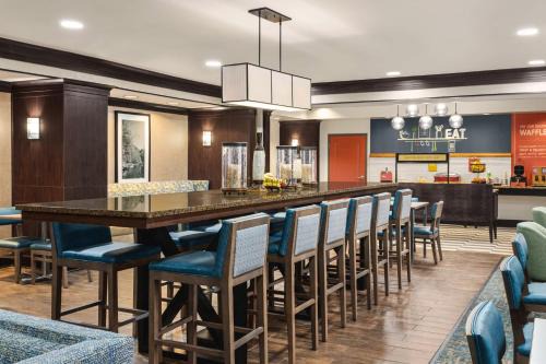 New Albany Hotel | Hampton Inn New Albany