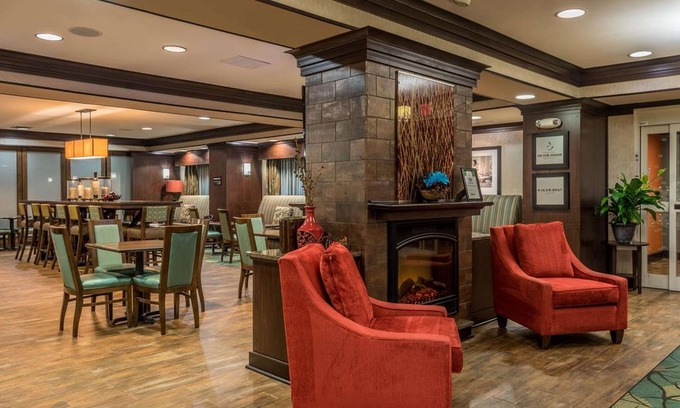 New Albany Hotel | Hampton Inn New Albany