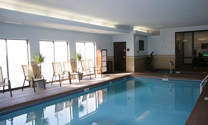 Olathe Hotel | Hampton Inn Olathe