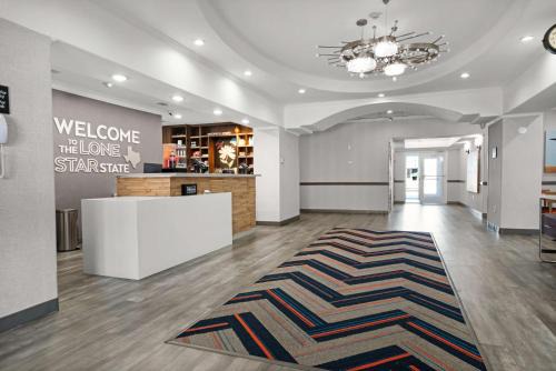 Seguin Hotel | Hampton Inn Seguin