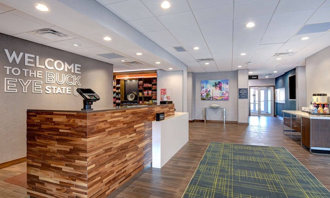 Canal Winchester Hotel | Hampton Inn & Suites Canal Winchester Columbus