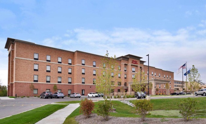 Ann Arbor Hotel | Hampton Inn & Suites Ann Arbor West
