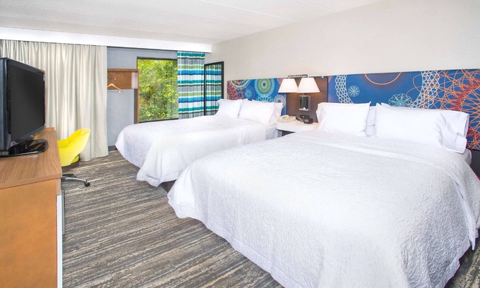 Parole Hotel | Hampton Inn & Suites Annapolis