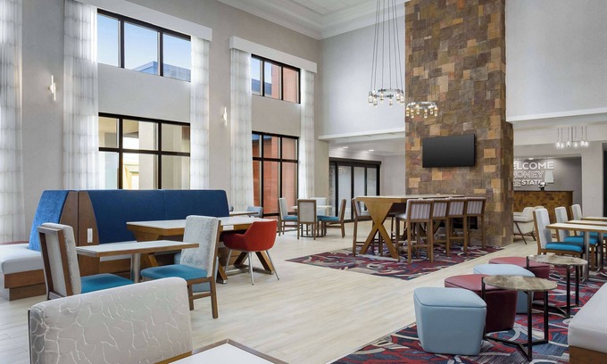 Pelham Hotel | Hampton Inn & Suites Birmingham-Pelham (I-65)