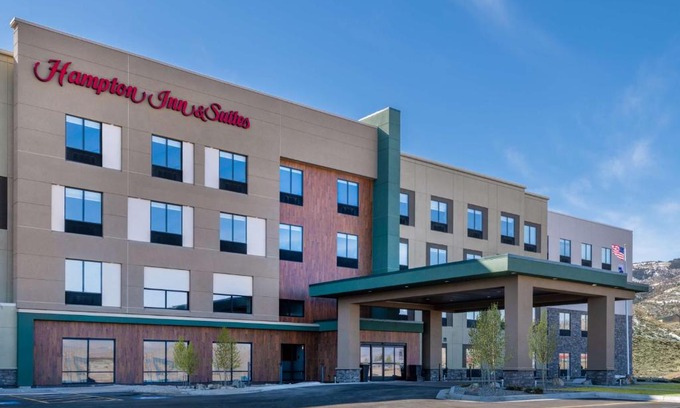 Cody Hotel | Hampton Inn & Suites Cody, Wy
